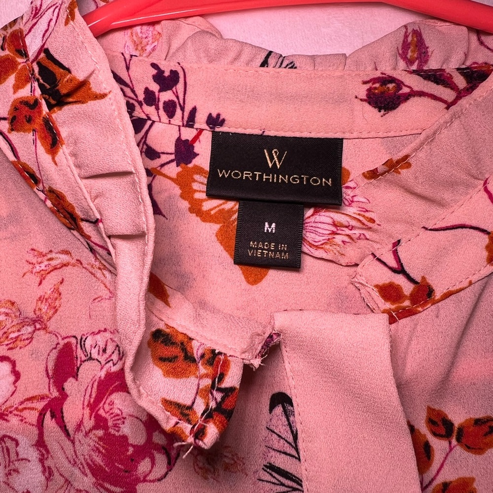 Worthington long sleeve pink floral blouse
